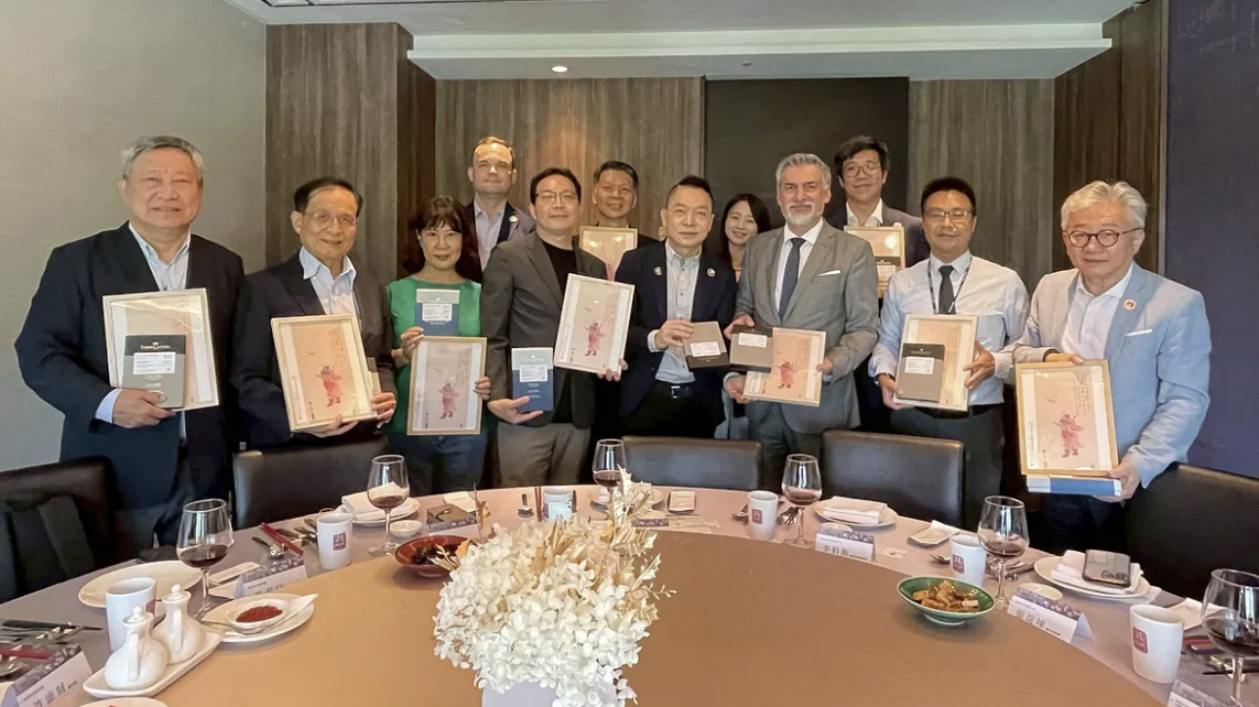 波蘭駐台代表處處長高則叡即將卸任，台被波商會及各界貴賓歡送。 (圖/台灣波蘭商業協會提供)